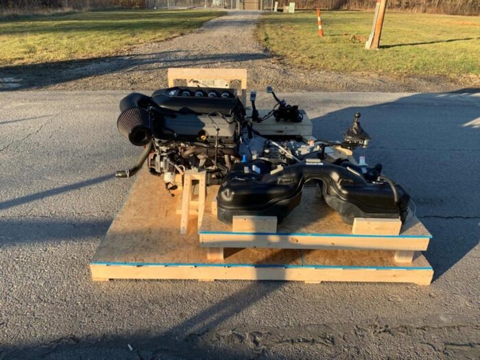 14 Mustang GT 5.0L Coyote 49k Engine 6 Speed Manual Trans TURN KEY Pallet 420HP - Image 2
