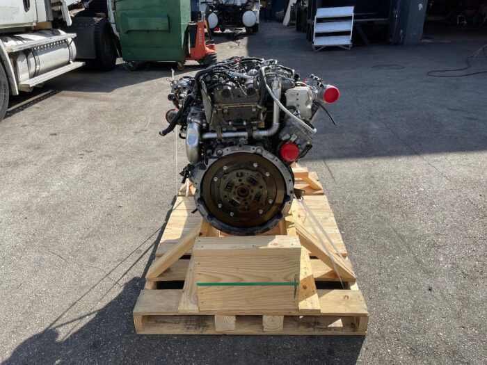 2011 MITSUBISHI F1C 3.0L ENGINE - Image 2