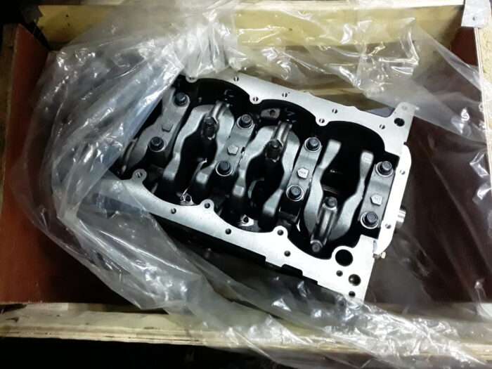 2TR 2.7 PETROL BRAND NEW SUB ASSEMBLIE - Image 1