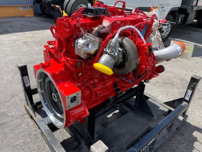 NEW 2021 CUMMINS B6.7 ENGINE - Image 1