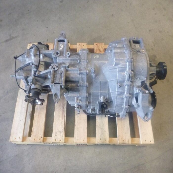 Nissan R35 GTR GT-R VR38DETT 6 Speed Dual Clutch Transmission Gearbox GR6 J062 - Image 1