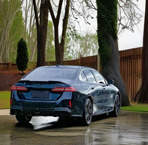 Fit 2023-2024 BMW 5 Series G60 M Sport Gloss Black Rear Spoiler Wing - Image 6