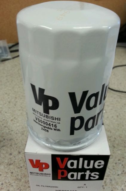 VS000411.jpg OIL FILTER 4CYL suitable for Mitsubishi VP MAGNA TM TN TP TR TS TR TS GENUINE 1985-1996 Z56B - Image 1