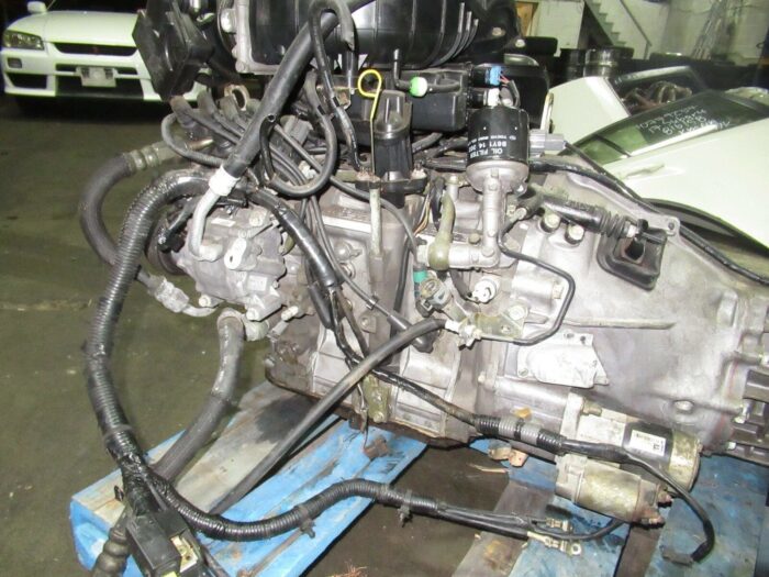 2003-2008 Mazda RX8 Engine 6 Speed Engine 13B Renesis * low kms * - Image 2